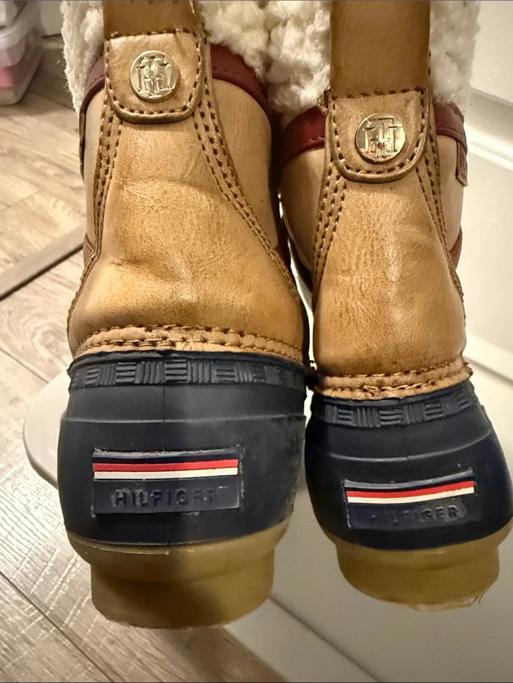 Tommy Hilfiger Tan & Navy Sherpa-Lined Duck Boots